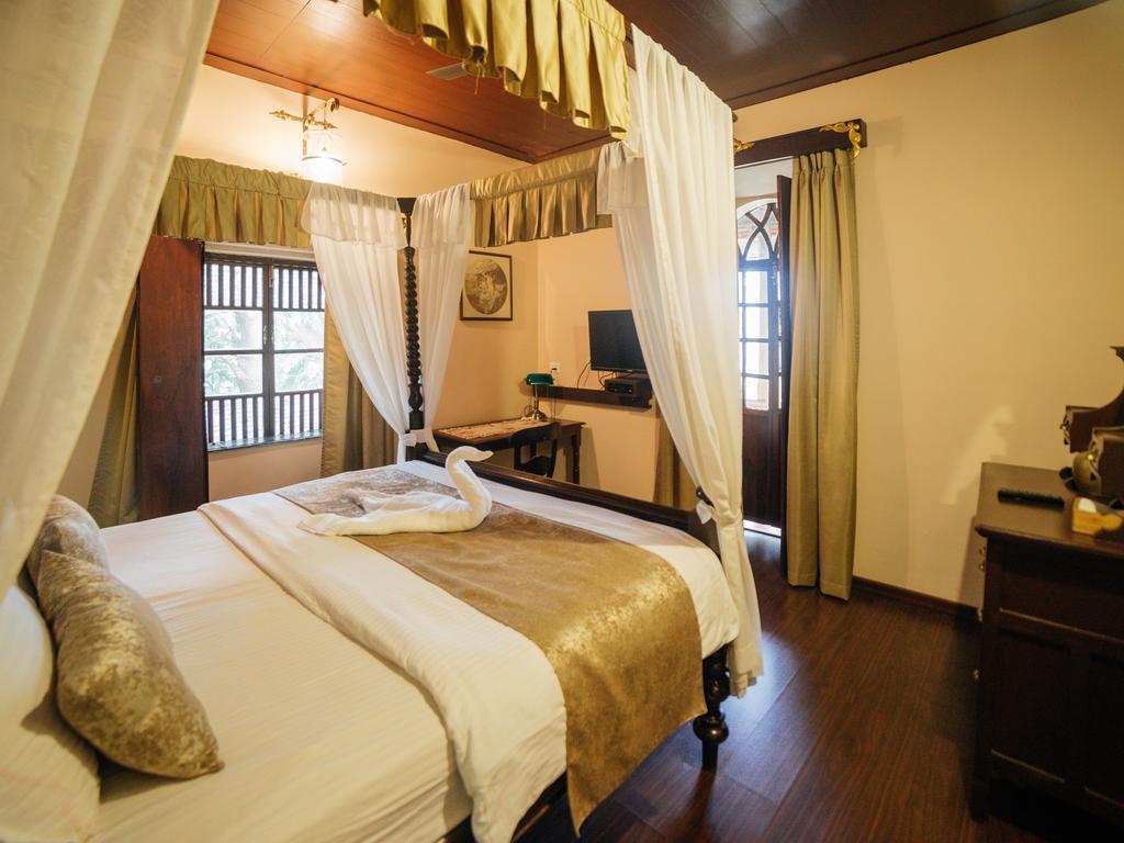 Casa Menezes - A Heritage Goan Homestay Бамболим Экстерьер фото
